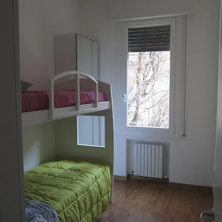 Corner Apartment *