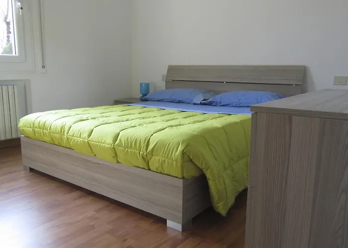 아파트 Corner